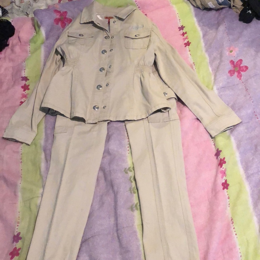 Apple bottoms outfit